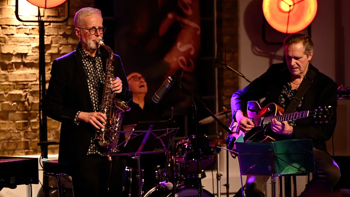 Ulli Jünemann mit seinem Organ Quartet live auf der Bühne